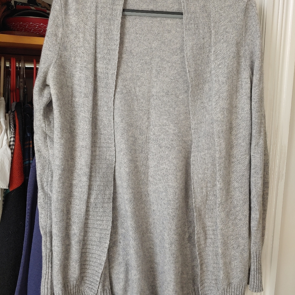 Fitted & Gray Cashmere Cardigan